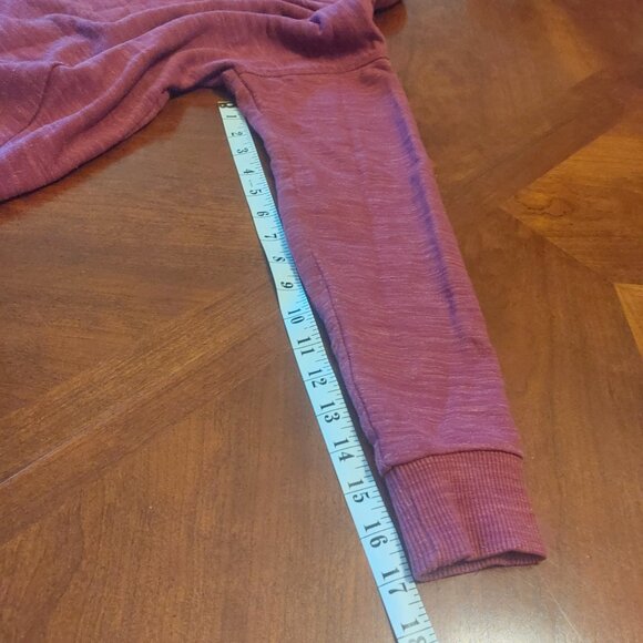 Reebok Sweatshirt - Picture 15 of 15